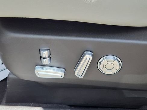 New 2025 Lincoln Nautilus Black Label w/ Jet Appearance Package image 8