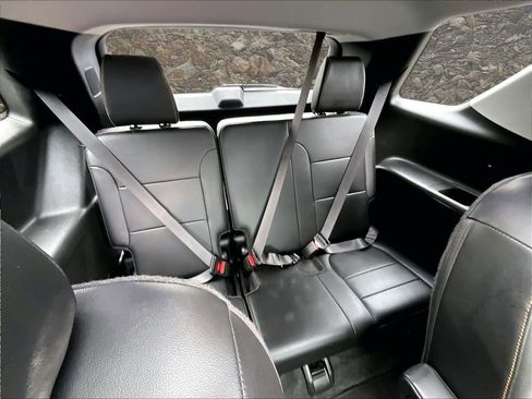 Used 2019 Chevrolet Traverse LT w/ LT Premium Package AWD/4WD image 26