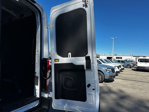 New 2026 Ford Transit 250 148 Medium Roof w/ Load Area Protection Package image 39