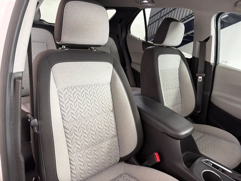 Used 2022 Chevrolet Equinox LS w/ LPO, Floor Liner Package AWD/4WD image 24