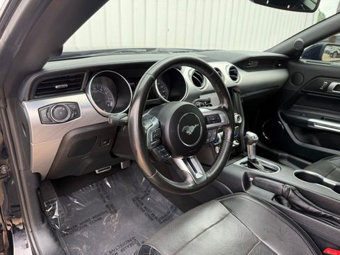 Used 2020 Ford Mustang GT Premium RWD image 17
