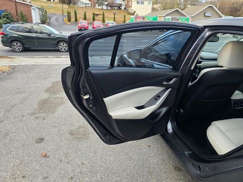 Used 2016 MAZDA MAZDA6 Grand Touring w/ GT Technology Package image 12