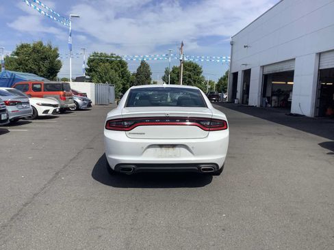 Used 2023 Dodge Charger SXT RWD image 5