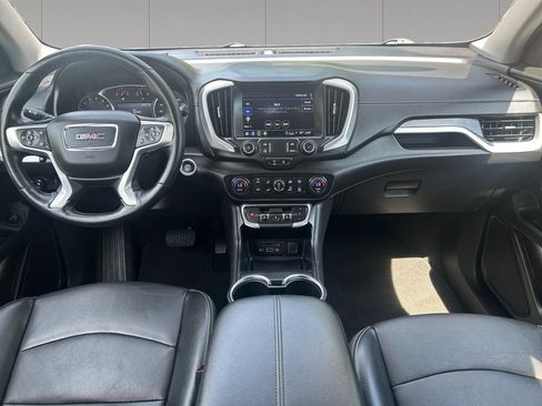 Used 2024 GMC Terrain SLT AWD/4WD image 12