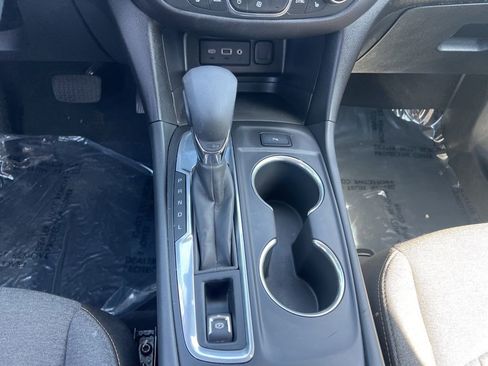 Certified 2024 Chevrolet Equinox LT FWD image 11