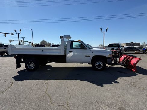 Used 2002 Dodge Ram 3500 Truck ST image 34
