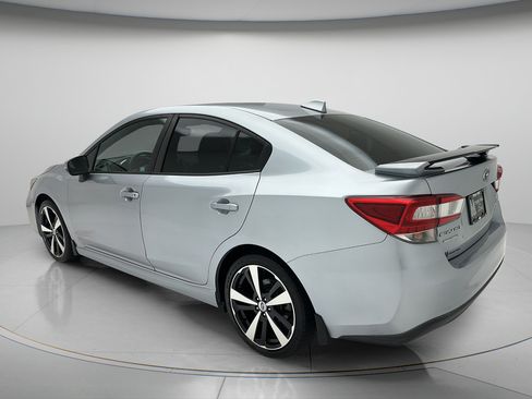Used 2018 Subaru Impreza 2.0i Sport w/ Popular Package #1 AWD/4WD image 4