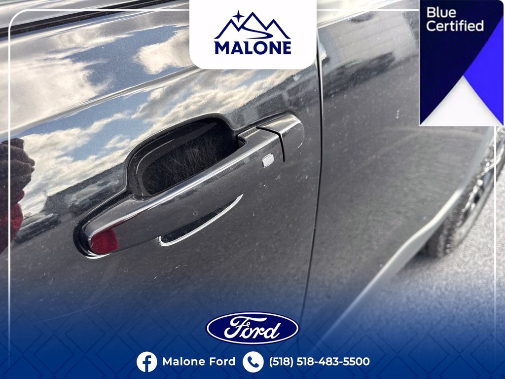 Used 2022 GMC Acadia AT4 w/ Preferred Package AWD/4WD image 17