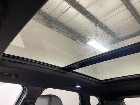 Used 2022 Chevrolet Blazer RS image 19