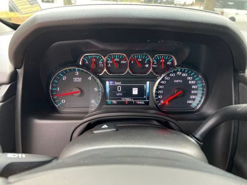Used 2018 GMC Yukon SLT w/ Premium Edition RWD image 35