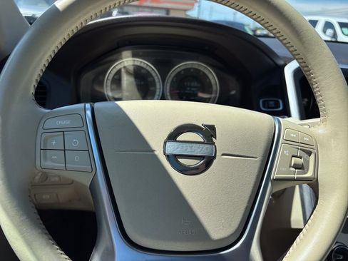Used 2011 Volvo XC60 T6 AWD/4WD image 25