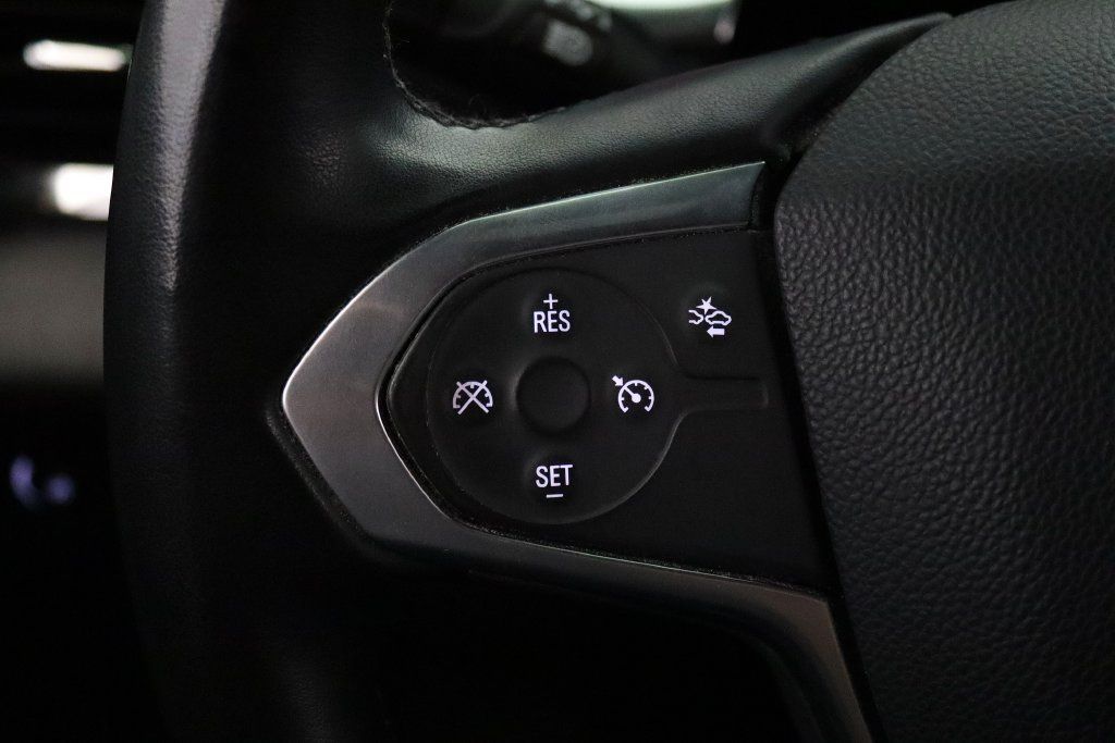 Used 2023 Chevrolet Traverse LT AWD/4WD image 13