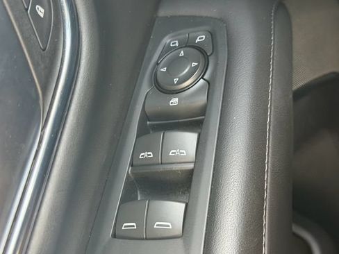 Used 2022 Chevrolet Tahoe LS RWD image 34