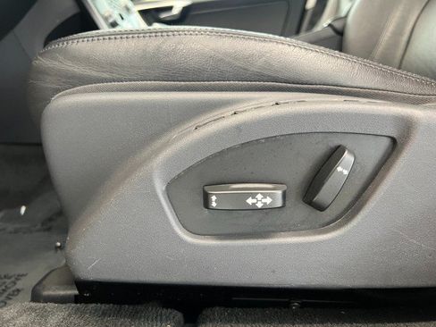 Used 2016 Volvo XC60 T6 w/ Proximity Package AWD/4WD image 13