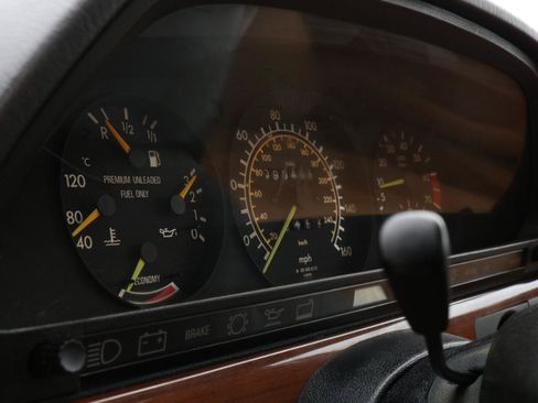 Used 1987 Mercedes-Benz 420 SEL image 24