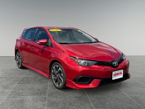Used 2017 Toyota Corolla iM FWD image 7