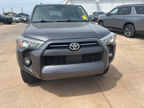 Used 2023 Toyota 4Runner SR5 Premium w/ Moonroof Package AWD/4WD image 9