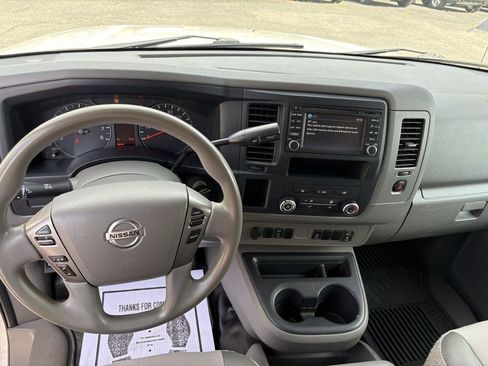 Used 2021 Nissan NV 2500 SV w/ Navigation Package image 13