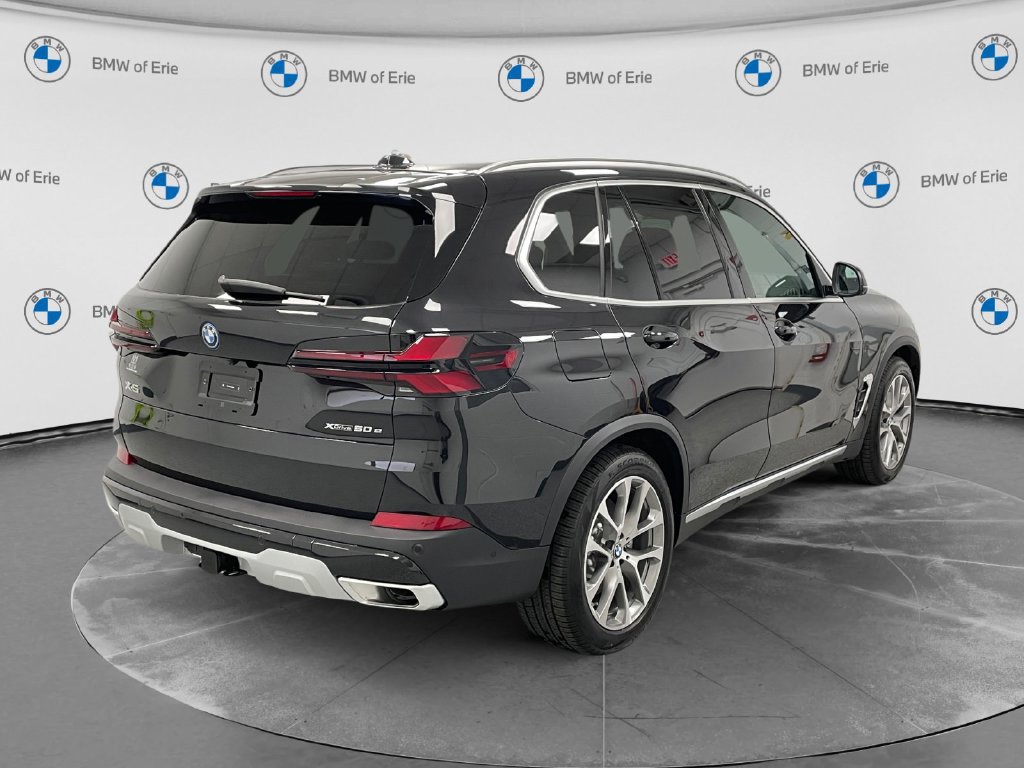 New 2026 BMW X5 xDrive50e AWD/4WD image 4