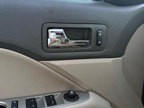 Used 2011 Ford Fusion Hybrid w/ 502A Rapid Spec Order Code FWD image 17