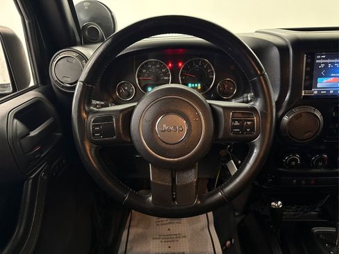 Used 2011 Jeep Wrangler Unlimited Sport image 34