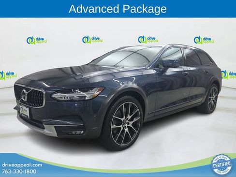 Used 2020 Volvo V90 T6 Cross Country AWD/4WD image 2