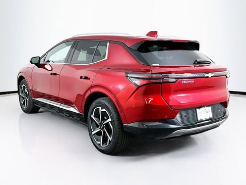 Used 2024 Chevrolet Equinox EV LT image 5