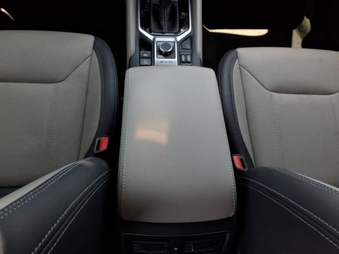 Certified 2023 Subaru Forester Limited AWD/4WD image 32
