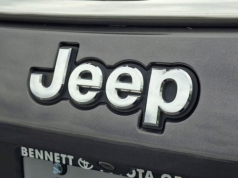 Used 2019 Jeep Compass Limited AWD/4WD image 33