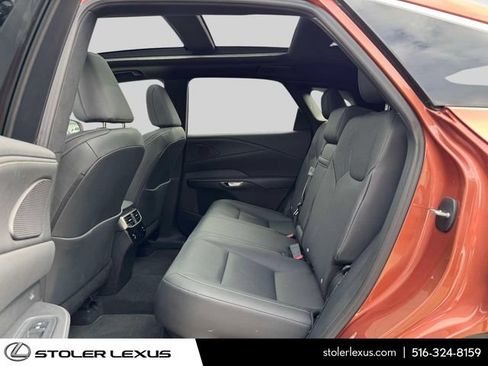 Used 2025 Lexus RX 350 w/ Convenience Package AWD/4WD image 16
