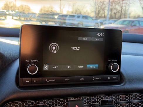 Used 2025 Honda HR-V Sport image 19