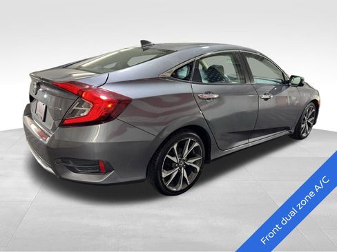Used 2020 Honda Civic Touring image 4