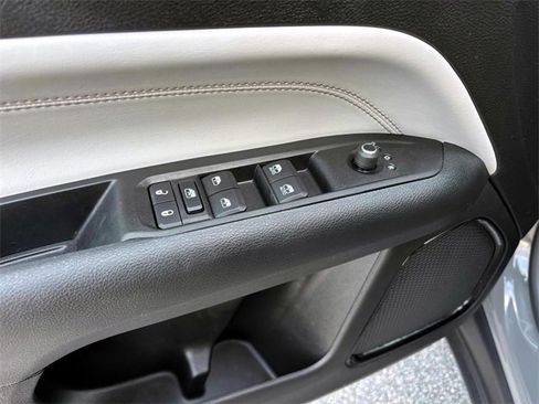 Used 2022 Jeep Compass Limited image 14