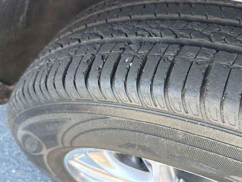 Used 2024 Buick Enclave Essence w/ LPO, Floor Liner Package FWD image 42