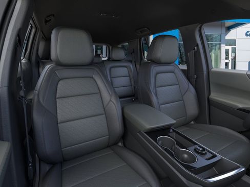 New 2026 Chevrolet Equinox LT w/ Convenience Package II image 16