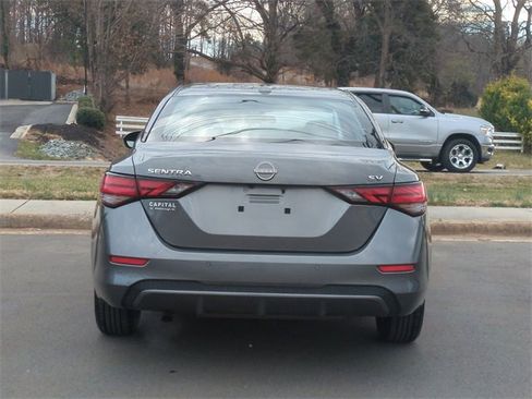Used 2024 Nissan Sentra SV image 12