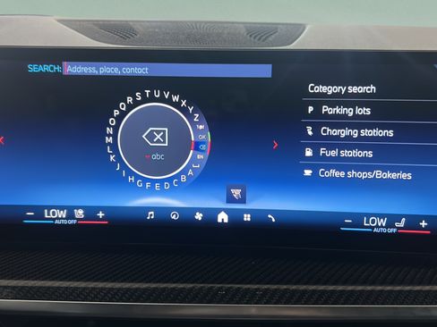 Used 2024 BMW X5 M60i AWD/4WD image 19