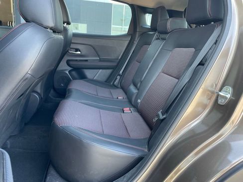 Used 2025 Nissan Kicks SR w/ Illumination Package image 16