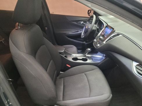 Used 2020 Chevrolet Malibu LT FWD image 21