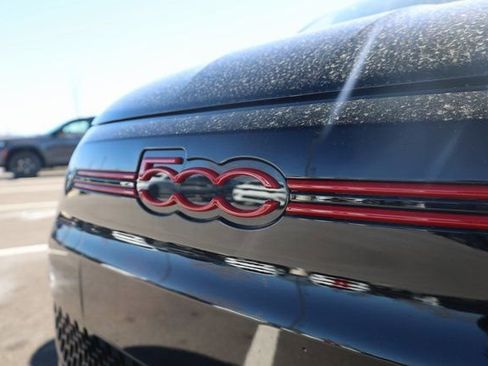 New 2024 FIAT 500 e (RED) image 28