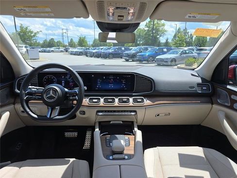 Certified 2024 Mercedes-Benz GLS 450 4MATIC image 18
