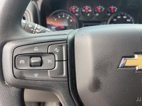 Used 2024 Chevrolet Silverado 1500 Custom image 16