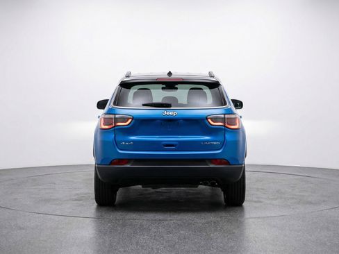 Used 2025 Jeep Compass Limited image 7