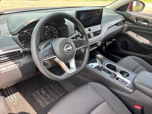 Used 2025 Nissan Altima 2.5 SV w/ SV Special Edition Package AWD/4WD image 20