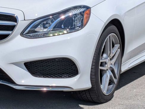 Used 2014 Mercedes-Benz E 350 4MATIC Sedan image 10