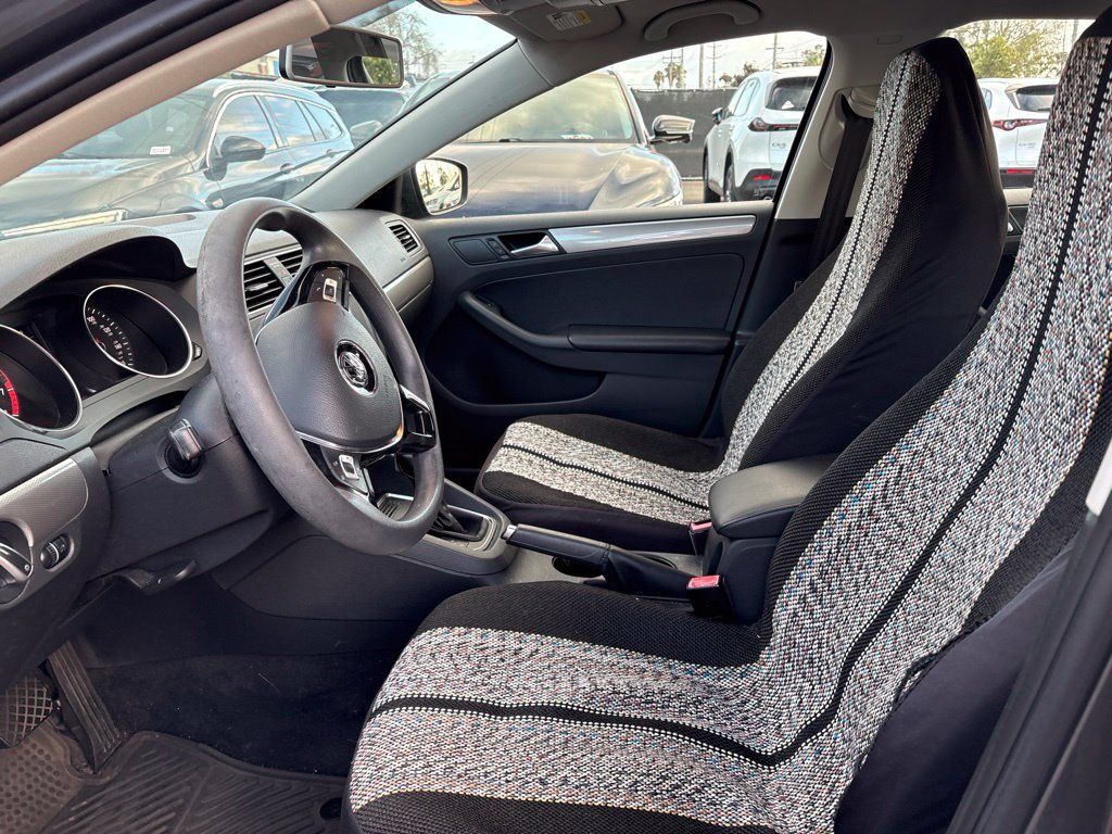 Used 2018 Volkswagen Jetta S FWD image 12