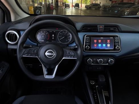 Used 2025 Nissan Versa SV FWD image 13
