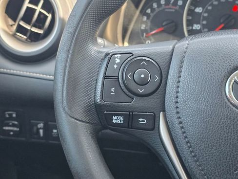Used 2015 Toyota RAV4 XLE FWD image 32