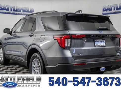 New 2026 Ford Explorer Active image 4
