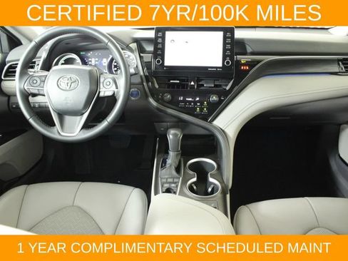 Used 2022 Toyota Camry XLE FWD image 14